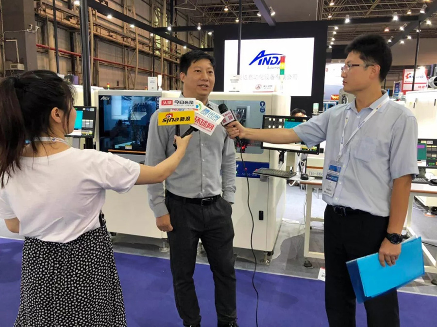 ag贵宾厅坚持自主创新，多部设备首次公开亮相 | 电子制造自动化展报道