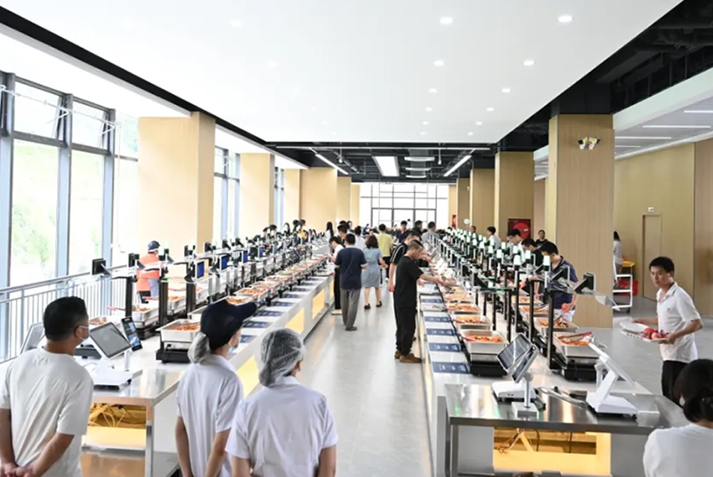 ag贵宾厅智能二期食堂正式开业，就是这么有“饭”！